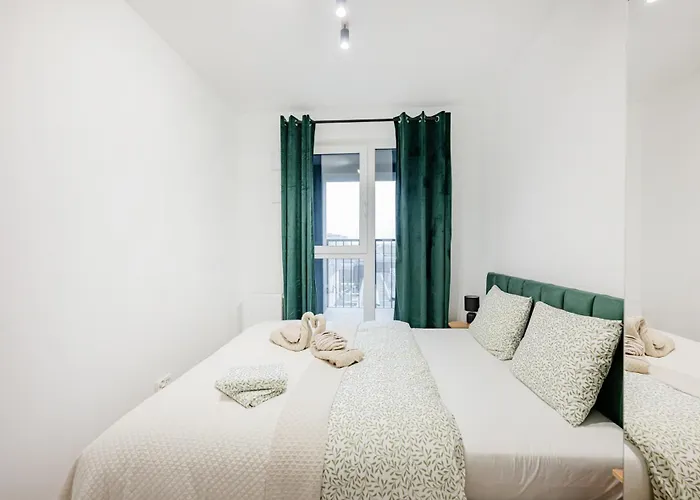 Legnicka Апартаменты